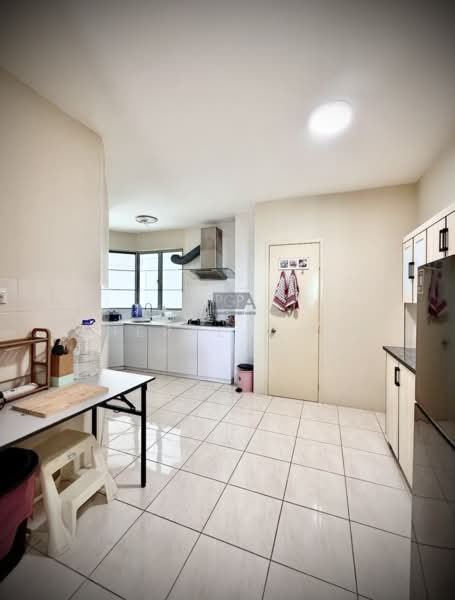 Condominium for Sale at Miami Green - Cheryl Chng - Kitchen - PropertyGuru.com.my