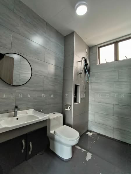 Service Residence for Sale at Desaru Utama Residence - Junaida Zamjudin - Bathroom - PropertyGuru.com.my