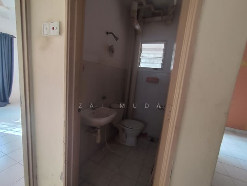 Apartment for Sale at Teratai Apartment @ Taman Sutera - Zai Muda - PropertyGuru.com.my