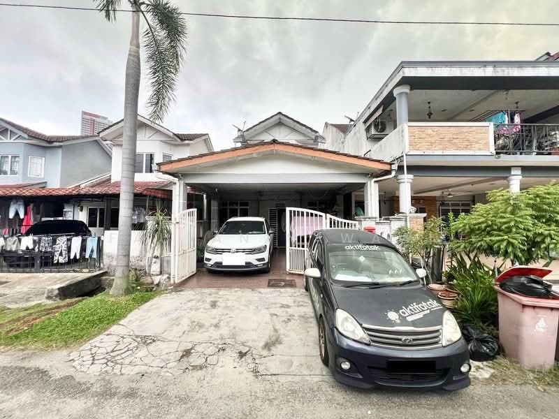 1.5-storey Terraced House for Sale in Kota Damansara (Selangor) - Fauran Nawawi - PropertyGuru.com.my