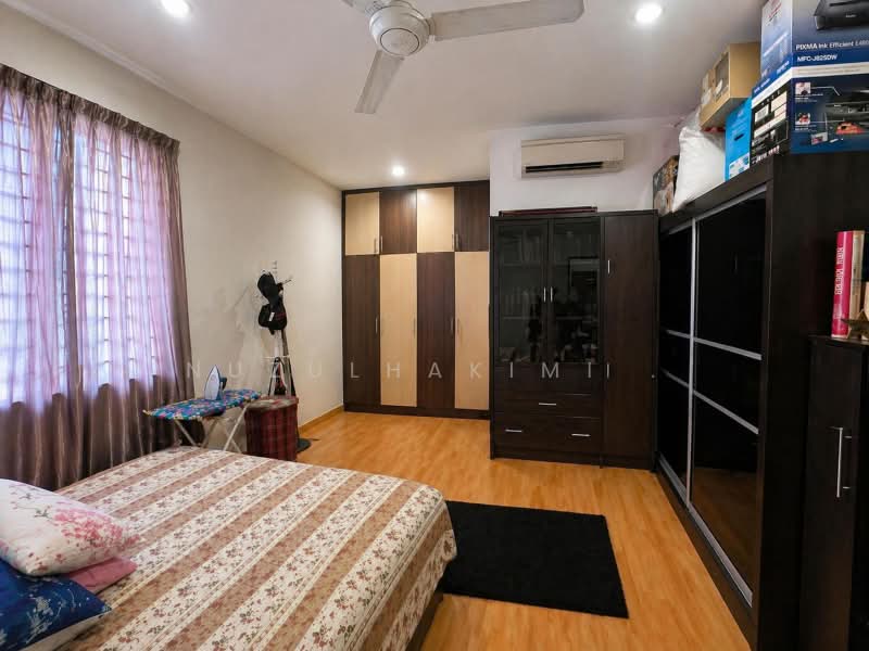 Bungalow House untuk Dijual di Taman Aman Perdana (Kapar) - NUZULHAKIMI . - Bedroom - PropertyGuru.com.my