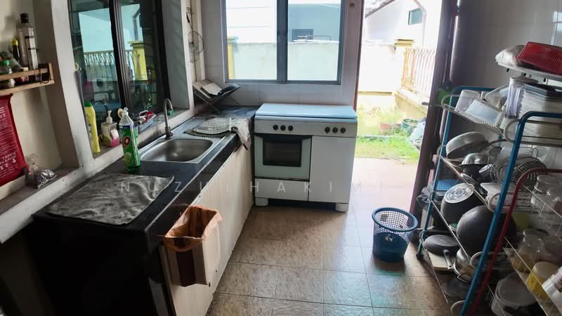 Bungalow House untuk Dijual di Taman Aman Perdana (Kapar) - NUZULHAKIMI . - Kitchen - PropertyGuru.com.my