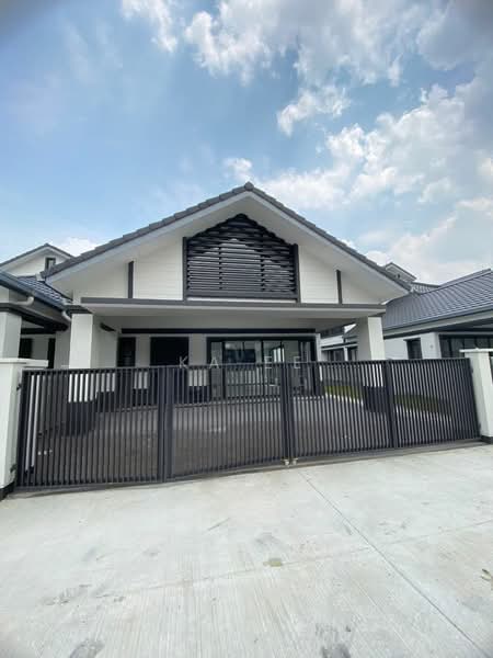 Semi-Detached House for Sale in Elmina (Shah Alam) - Ka Ee - Exterior - PropertyGuru.com.my