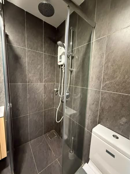 Kondominium untuk Disewa di The Luxe By Infinitum - Jyden Tiew - Bathroom - PropertyGuru.com.my