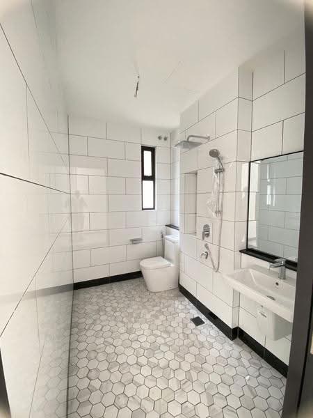 Rumah Berkembar untuk Dijual di Elmina (Shah Alam) - Winson Tam - Bathroom - PropertyGuru.com.my