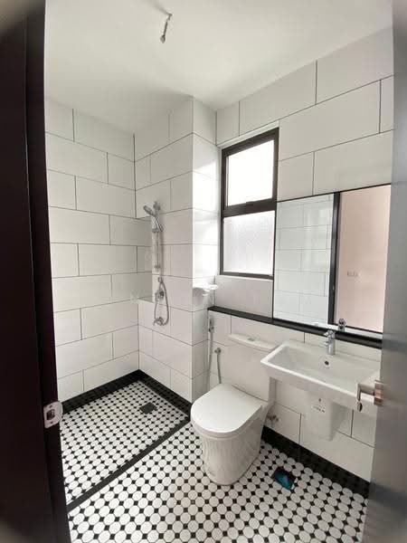 Rumah Berkembar untuk Dijual di Elmina (Shah Alam) - Winson Tam - Bathroom - PropertyGuru.com.my