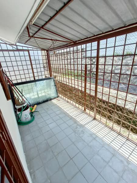 1-storey Terraced House for Sale in Taman Bukit Permai (Ampang) - Ben Mok - Balcony - PropertyGuru.com.my