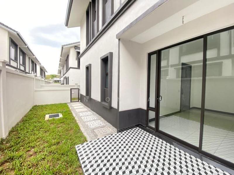 Rumah Berkembar untuk Dijual di Elmina (Shah Alam) - Winson Tam - Exterior - PropertyGuru.com.my