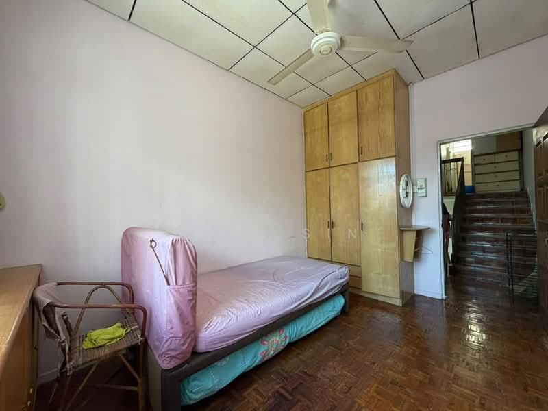 Rumah Teres 2-Tingkat untuk Dijual di Jelutong (Penang) - Amos Sin - Bedroom - PropertyGuru.com.my