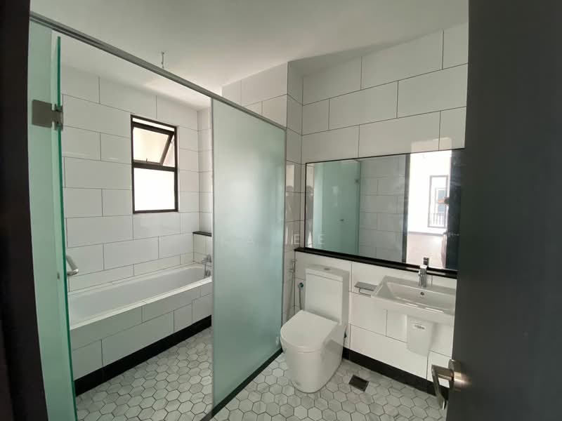 Semi-Detached House for Sale in Elmina (Shah Alam) - Ka Ee - Bathroom - PropertyGuru.com.my