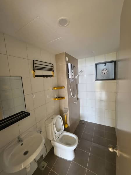 Service Residence for Rent at Rubica @ Harbour Place - Mike Kuar - Bathroom - PropertyGuru.com.my