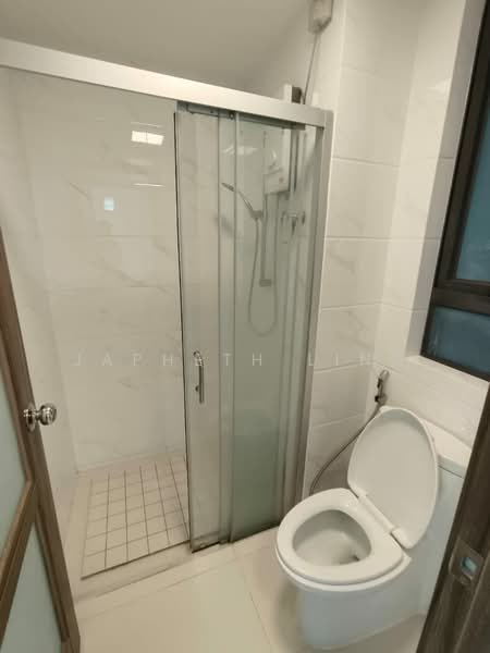 Condominium for Rent at Starview Bay @ Forest City - Japheth Ling - Bathroom - PropertyGuru.com.my