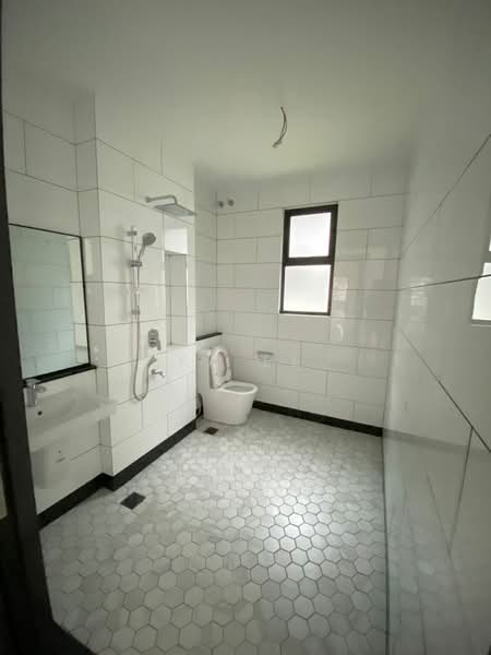 Rumah Berkembar untuk Dijual di Elmina (Shah Alam) - Ka Ee - Bathroom - PropertyGuru.com.my