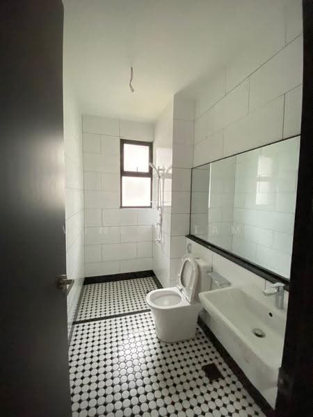 Rumah Berkembar untuk Dijual di Elmina (Shah Alam) - Winson Tam - Bathroom - PropertyGuru.com.my