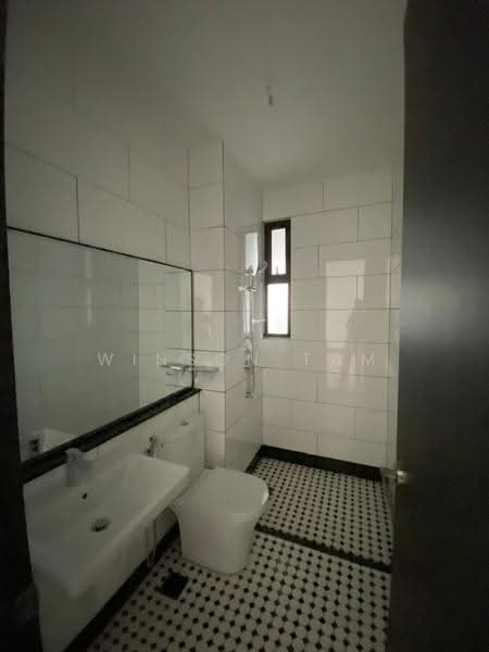 Rumah Berkembar untuk Dijual di Elmina (Shah Alam) - Winson Tam - Bathroom - PropertyGuru.com.my
