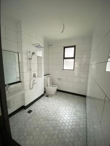 Rumah Berkembar untuk Dijual di Elmina (Shah Alam) - Winson Tam - Bathroom - PropertyGuru.com.my
