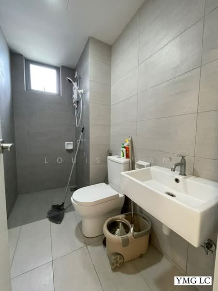 Service Residence for Rent at Gravit8, Klang - Louis Chan - Bathroom - PropertyGuru.com.my