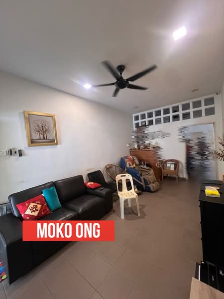 1-storey Terraced House for Sale in Taman Hijau (Jelutong) - Moko Ong - Living Room - PropertyGuru.com.my