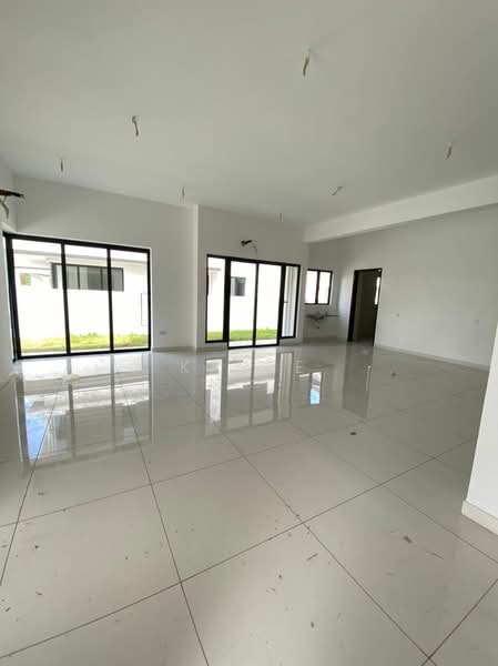 Semi-Detached House for Sale in Elmina (Shah Alam) - Ka Ee - Living Room - PropertyGuru.com.my