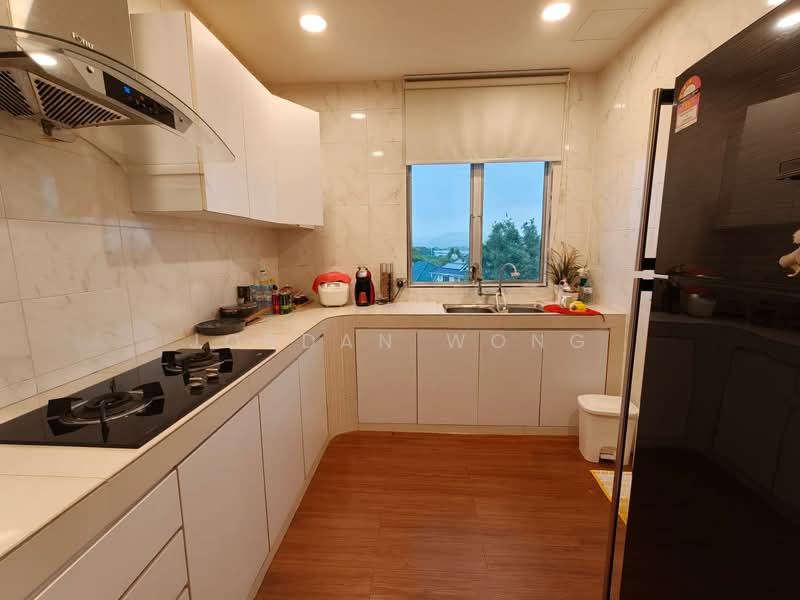 Pangsapuri untuk Dijual di Mon Bisca - Jordan Wong - Kitchen - PropertyGuru.com.my