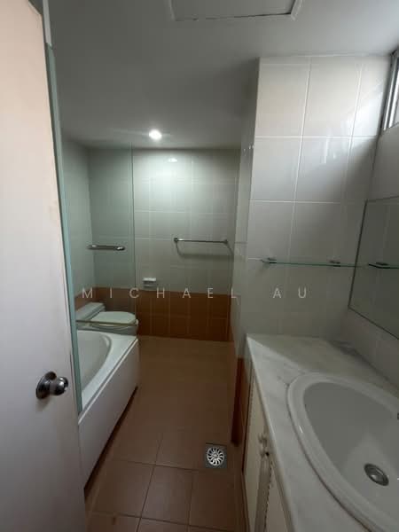Kondominium untuk Disewa di Desa Angkasa - Michael Au - Bathroom - PropertyGuru.com.my