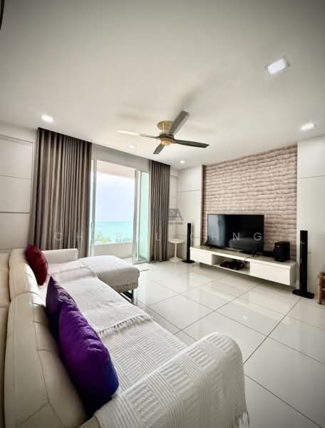 Condominium for Sale at Miami Green - Cheryl Chng - Living Room - PropertyGuru.com.my