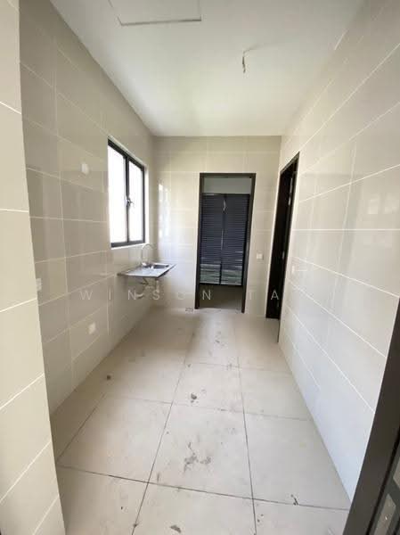 Rumah Berkembar untuk Dijual di Elmina (Shah Alam) - Winson Tam - Kitchen - PropertyGuru.com.my