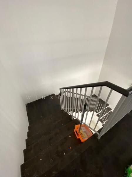 Rumah Berkembar untuk Dijual di Elmina (Shah Alam) - Winson Tam - Corridor - PropertyGuru.com.my