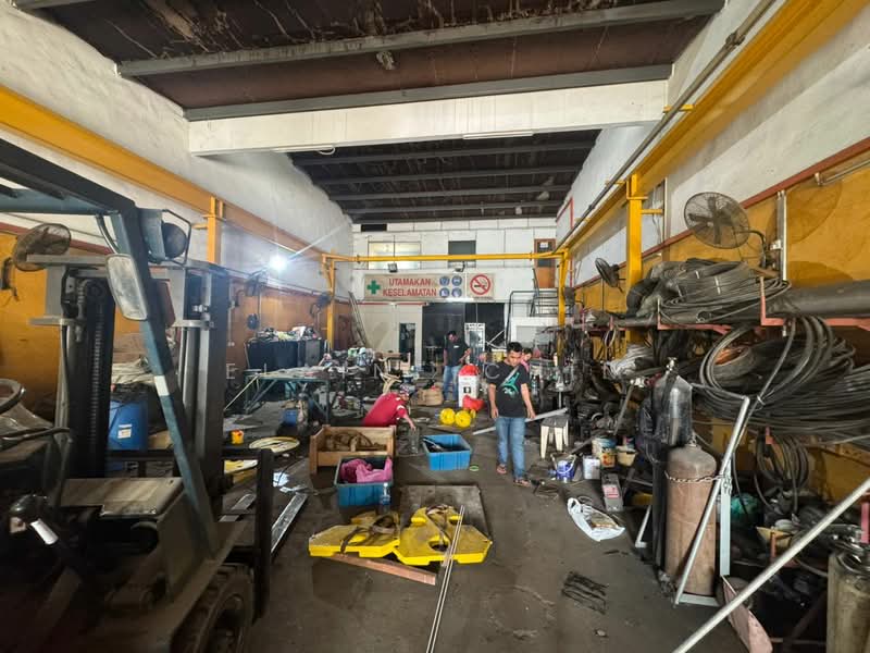 Factory for Rent in Bandar Baru Sungai Buloh (Sungai Buloh) - Elaine Chin - Interior - PropertyGuru.com.my