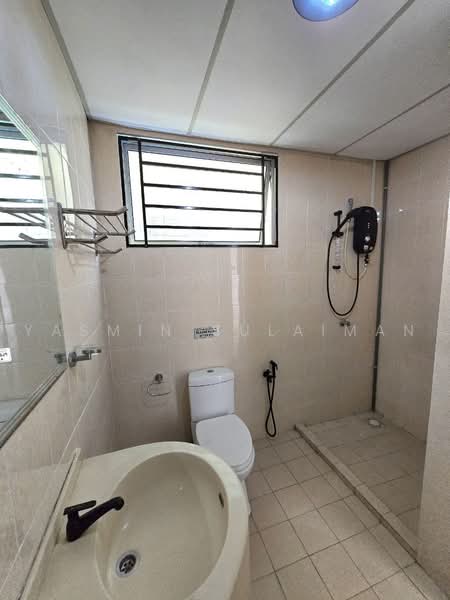 Condominium for Sale at Platinum Lake PV 10 - Yasmin Sulaiman - Bathroom - PropertyGuru.com.my
