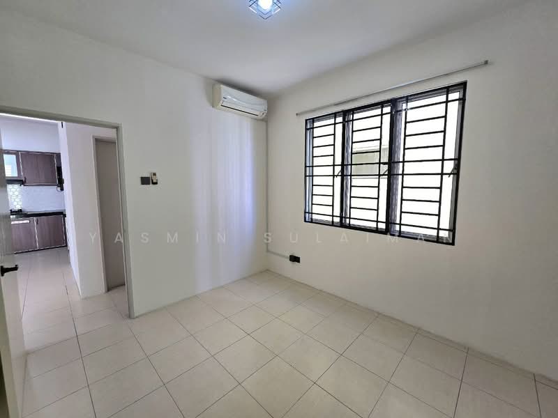 Condominium for Sale at Platinum Lake PV 10 - Yasmin Sulaiman - Interior - PropertyGuru.com.my