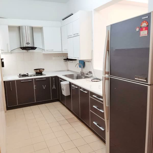 Condominium for Rent at Aman Heights Condominium - Evanslee . - Kitchen - PropertyGuru.com.my