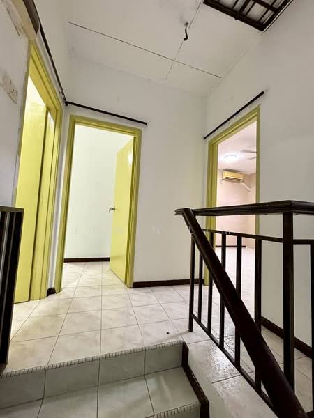 2-storey Terraced House for Sale in Bandar Seri Alam (Masai) - Edwin Lim - Interior - PropertyGuru.com.my