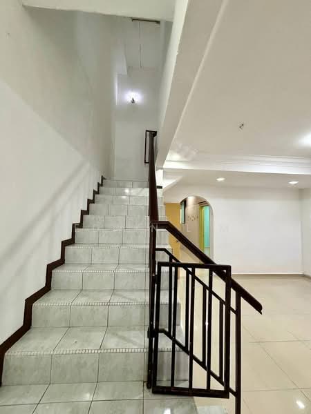 2-storey Terraced House for Sale in Bandar Seri Alam (Masai) - Edwin Lim - Interior - PropertyGuru.com.my