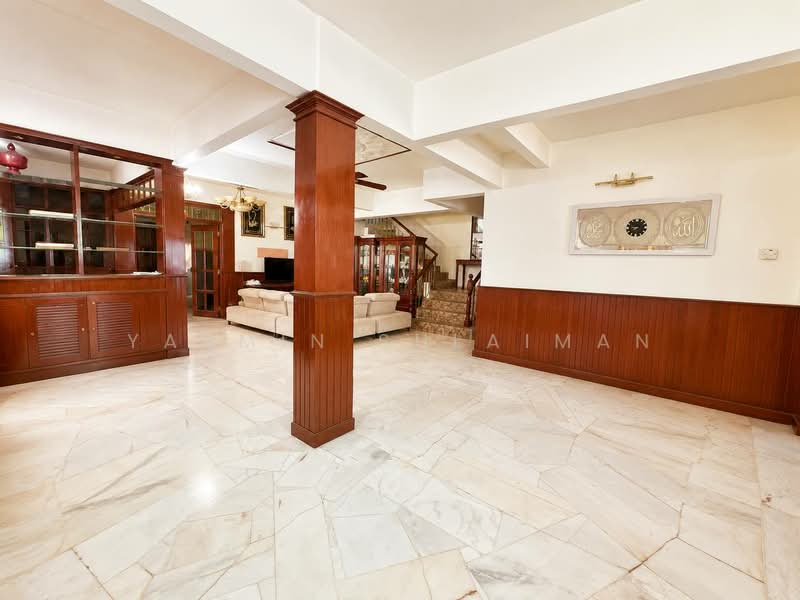 Rumah Teres 2-Tingkat untuk Dijual di Seksyen 13 (Shah Alam) - Yasmin Sulaiman - Living Room - PropertyGuru.com.my