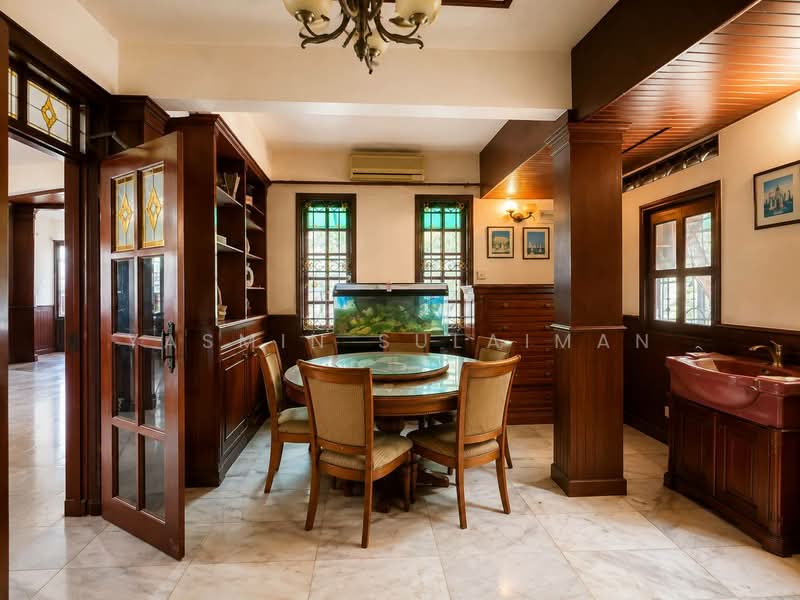 Rumah Teres 2-Tingkat untuk Dijual di Seksyen 13 (Shah Alam) - Yasmin Sulaiman - Dining Room - PropertyGuru.com.my