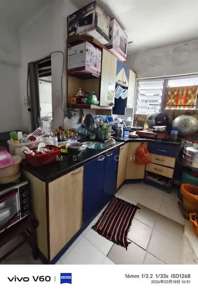 Flat for Sale at Paradigm Residence - Ms Goh - Kitchen - PropertyGuru.com.my