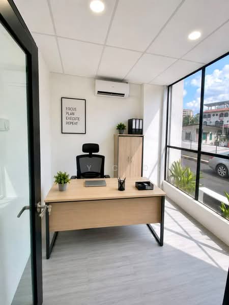 Retail Office for Rent in Klang (Selangor) - Jay Choo - Study - PropertyGuru.com.my