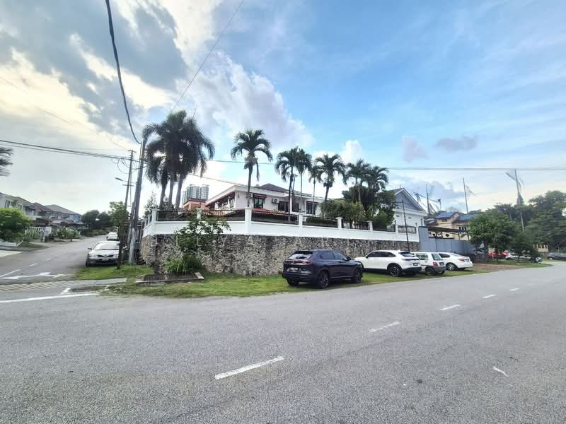 Semi-Detached House for Sale in Saujana Impian (Kajang) - BILYA ARIFF - PropertyGuru.com.my