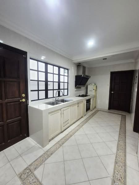 Semi-Detached House for Sale in Saujana Impian (Kajang) - BILYA ARIFF - PropertyGuru.com.my