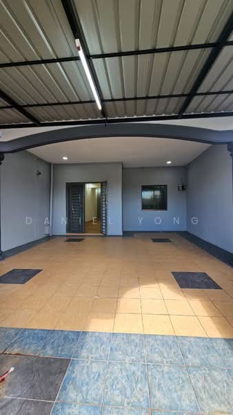 Rumah Teres 1-Tingkat untuk Dijual di Johor Bahru (Johor) - Daniel Yong - Entrance - PropertyGuru.com.my
