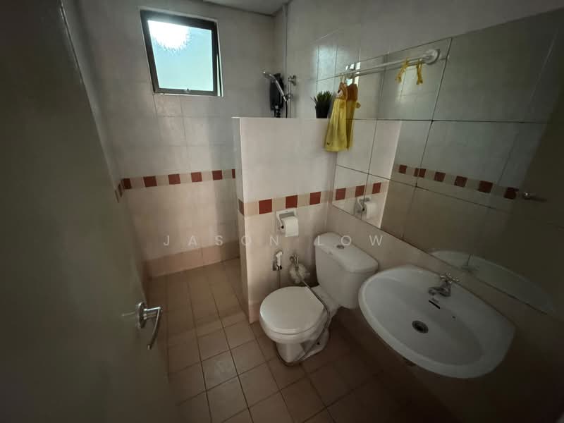 Kondominium untuk Disewa di Casa Indah 1 - Jason Low - Bathroom - PropertyGuru.com.my
