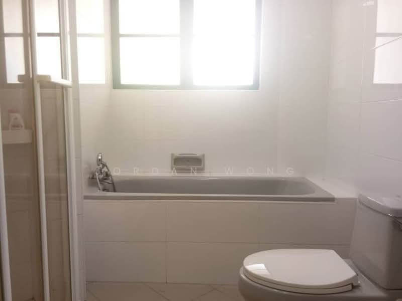 Service Residence for Sale at The Straits View DUO - Jordan Wong - Bathroom - PropertyGuru.com.my