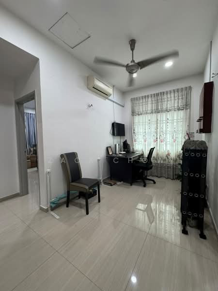 2-storey Terraced House for Sale in Taman Gaya (Ulu Tiram) - Zack Chow - Study - PropertyGuru.com.my
