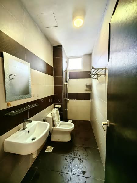 Condominium for Rent at M Condominium @ Larkin - Sun Yap - Bathroom - PropertyGuru.com.my