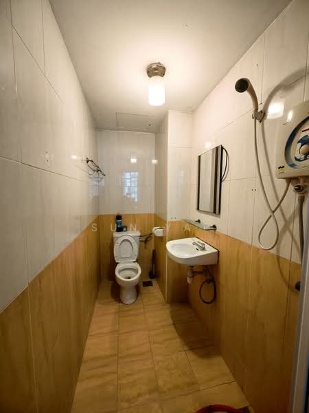 Pangsapuri untuk Disewa di Aster Court - Sun Yap - Bathroom - PropertyGuru.com.my