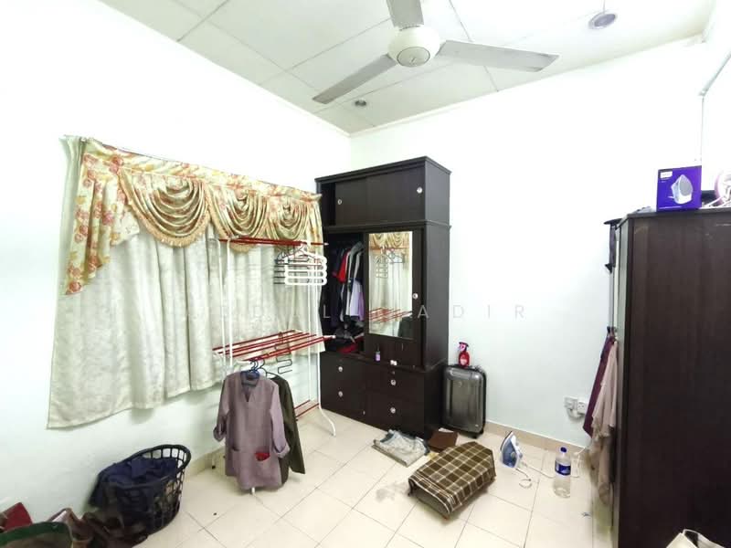 1-storey Terraced House for Sale in Bandar Bukit Raja (Klang) - Abdul Qadir - PropertyGuru.com.my