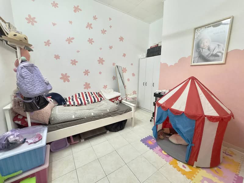 1-storey Terraced House for Sale in Taman Dato Demang (Seri Kembangan) - Akmal Zakaria - PropertyGuru.com.my