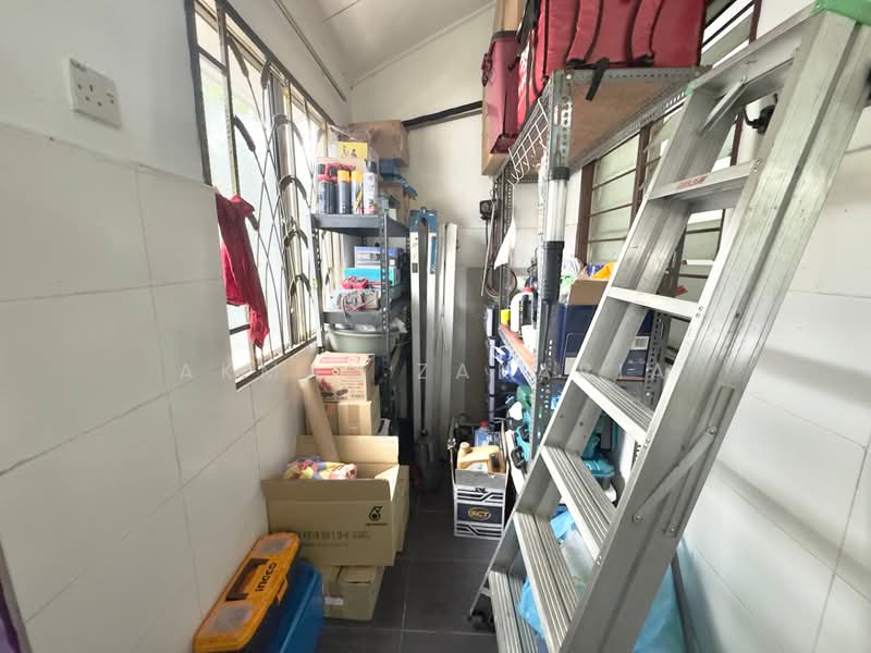 1-storey Terraced House for Sale in Taman Dato Demang (Seri Kembangan) - Akmal Zakaria - PropertyGuru.com.my
