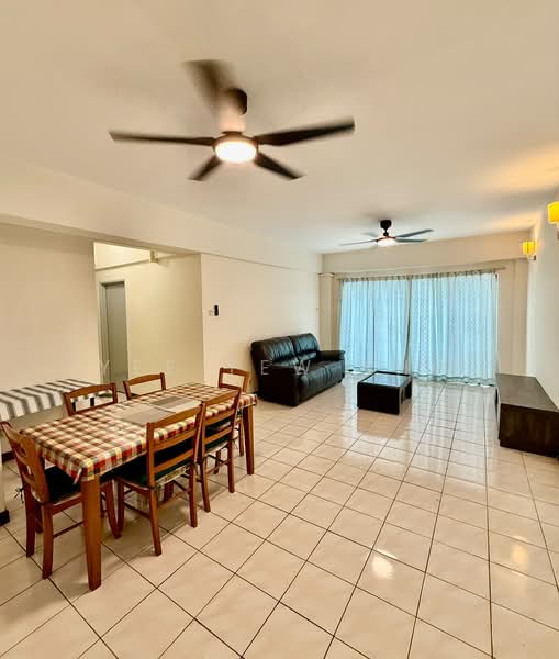 Condominium for Rent at Vista Komanwel B - Yee Yew Kho - Living Room - PropertyGuru.com.my